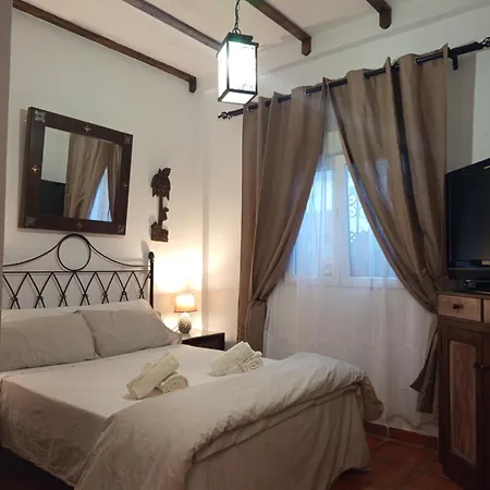 Apto Centro Historico Medieval * 에스테포나